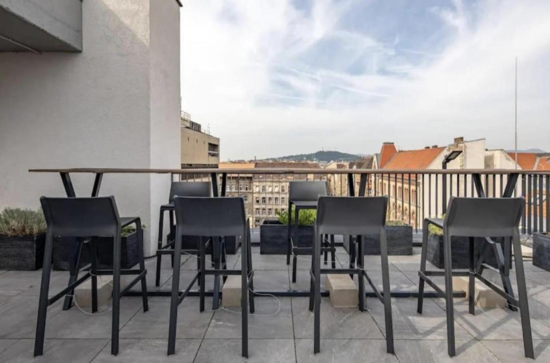 Alice Central Apartment Budapest Eksteriør billede